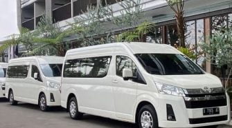 Rental Mobil Hiace Luxury Elf Bandung